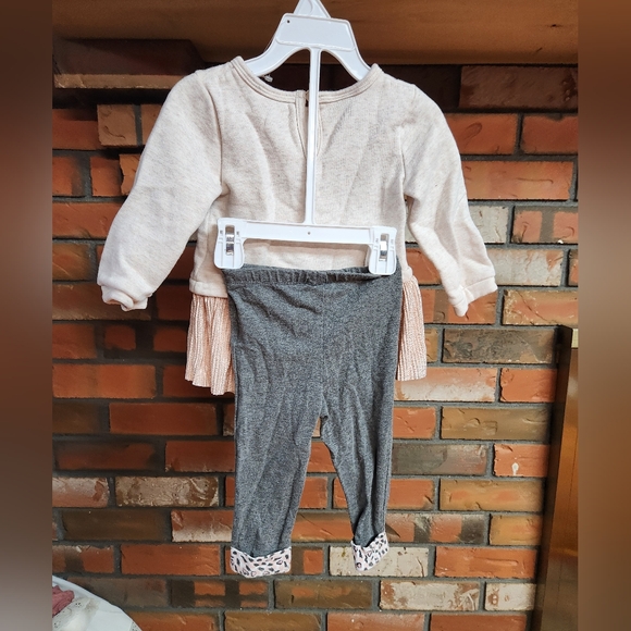 Calvin Klein Girl Outfit - Picture 3 of 5